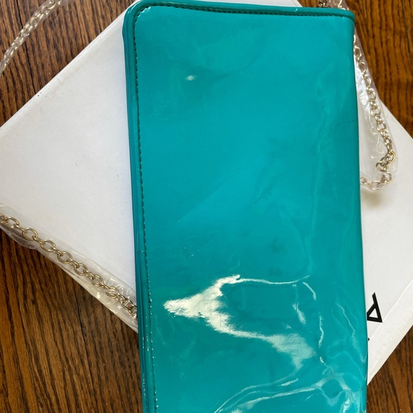 Turquoise Clutch with Strap - Picture 2 of 3
